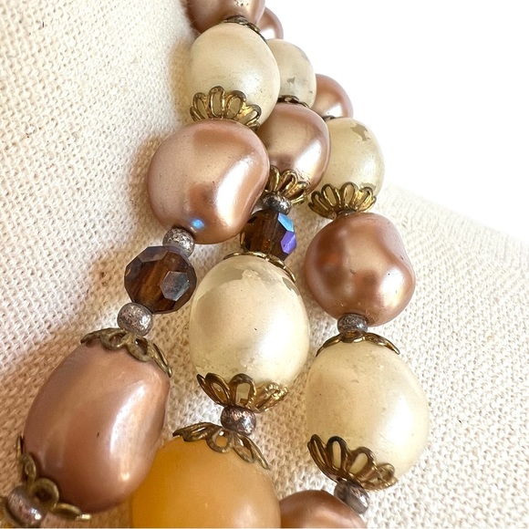 Vintage Beaded Tri Strand Necklace - Picture 2 of 9